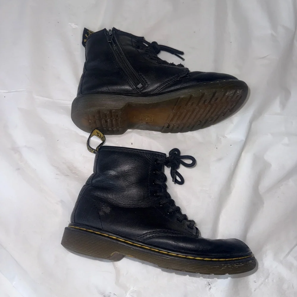 Dr Martens leather Boots Size 2